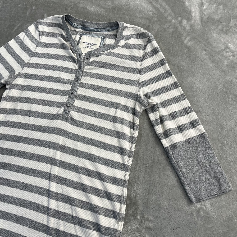 Y2K American Eagle Tunic Top Womens XL Gray Striped Henley 3/4 Sleeve Fem